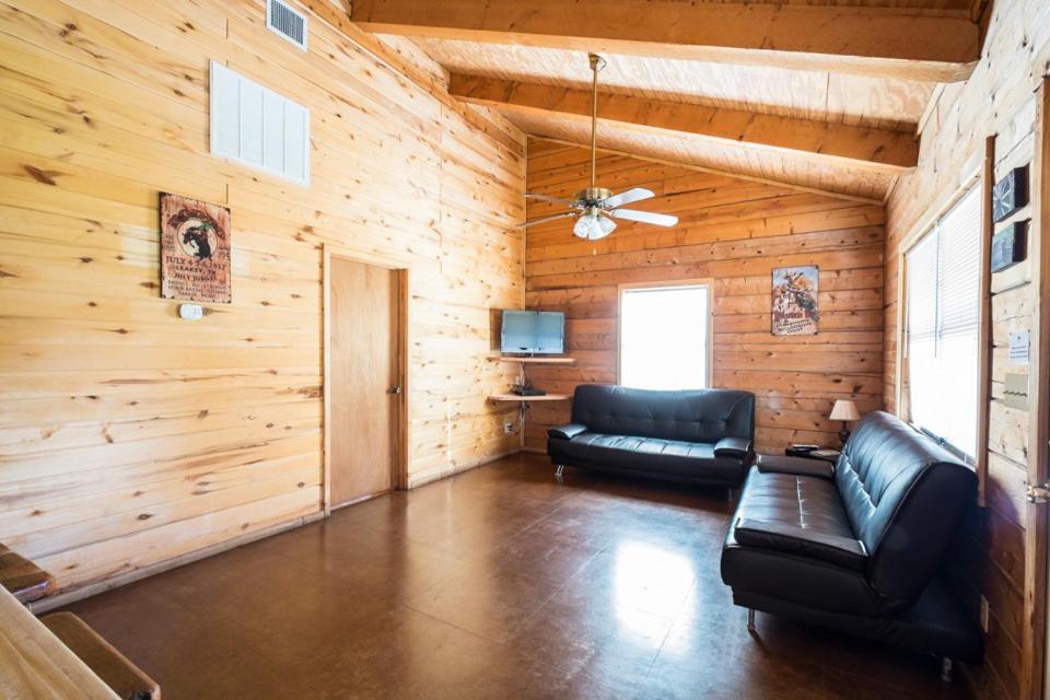 River Bluff Cabins Rio Frio Phòng bức ảnh